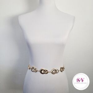 Gold interlocking chain belt